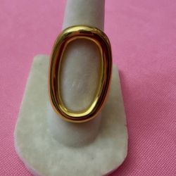 Gold Oval Open Ring 