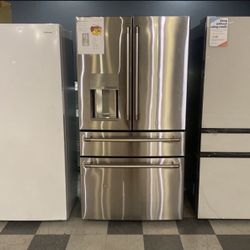 Ge Cafè 4 Door French Door Refrigerator With AutoFill Water Dispenser  AND  Flexzone Drawer BG E