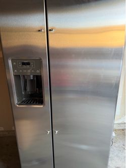 GE Stainless Steel Side-by-Side Refrigerator