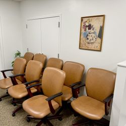 8 Conference Chairs