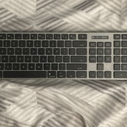 Bluetooth Ihome Keyboard 