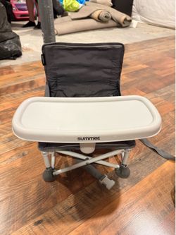 Summer Pop 'n Sit Portable Booster Chair