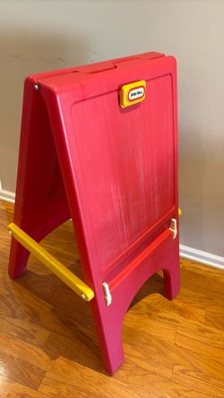 Little Tikes easel