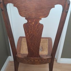 OAK CHAIR, Antique