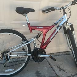 Magna Excitor 26in  Mountain Bike