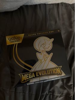Pokemon Mega Evolution Elite Trainer Box