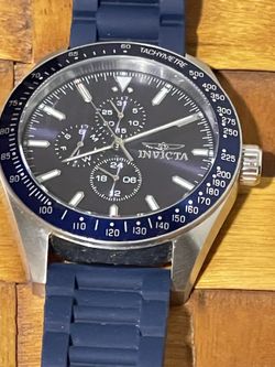 Invicta Aviator 38401 Men's Round Blue Silicone Day/Date Tachymeter Watch