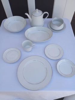 Vintage Crown Victoria China Set ~ 10 Place Settings