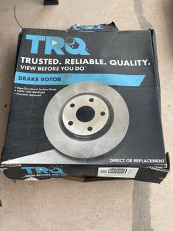 TRQ Front Brake Rotor Set (2012–2016 Hyundai Genesis)
