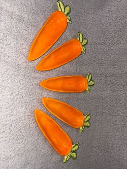 Dol carrot snack dish