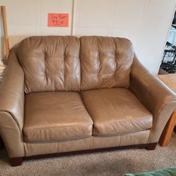 Loveseat - Feaux Leather