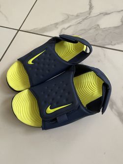 Kids Nike Sandals