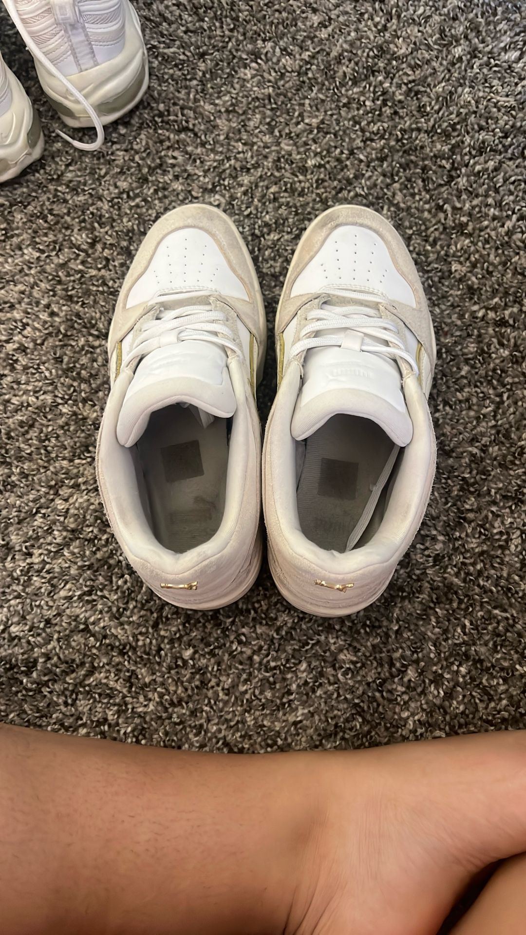 Pumas Size 7 Women