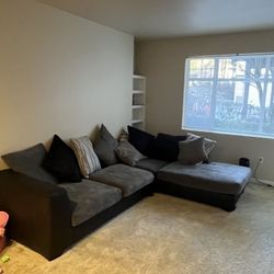 Couch 400$ 
