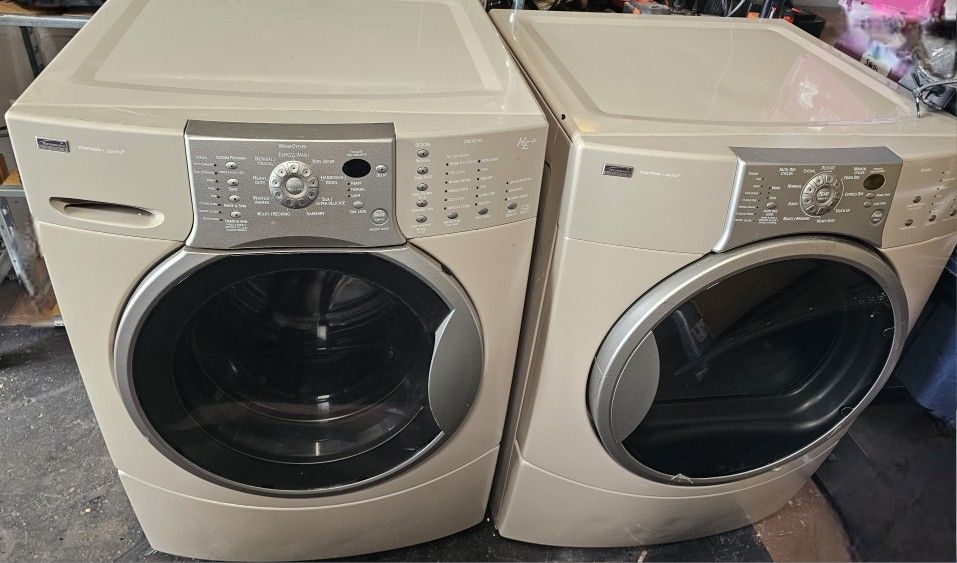 Kenmore Elite Smartwash Washer & Gas Dryer