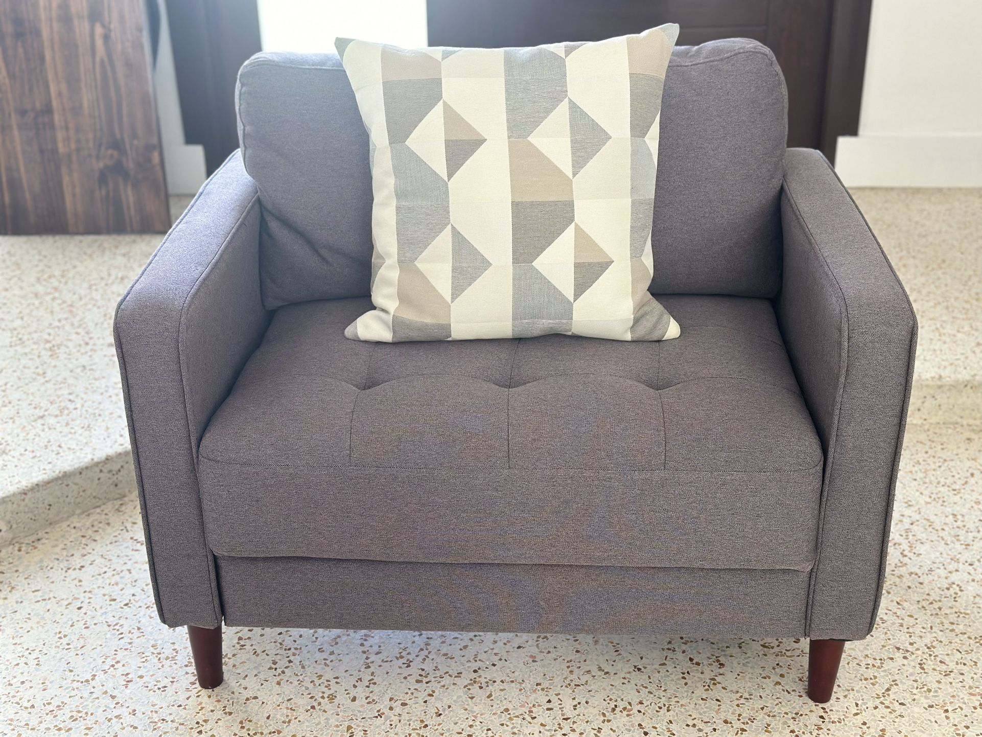Accent Chair / Armchair GRAY / Sofa / LIFESTYLE SOLUTIONS - LANDON CHAIR