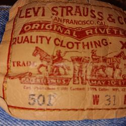 LEVI 501. W/31×L/34