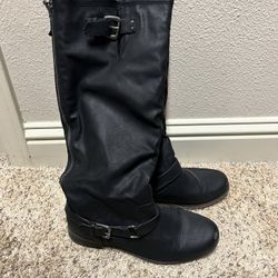 Boots Women’s 9