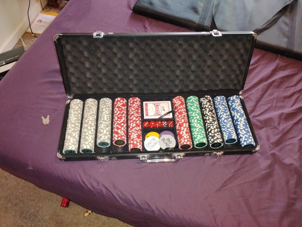 Texas Hold' Em Poker Set And Table
