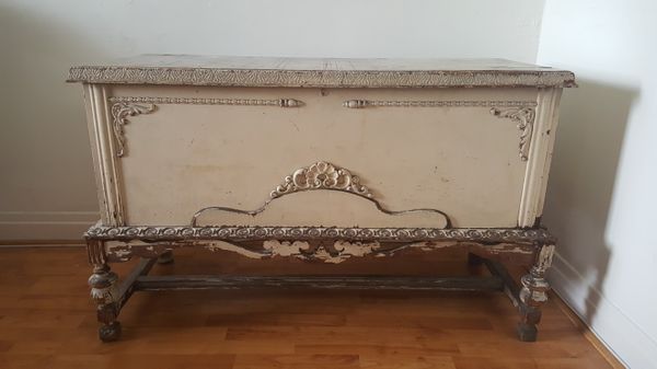 Continental Desk Company Cedar Chest For Sale In Chicago Il Offerup