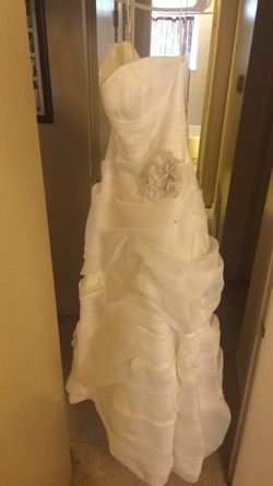 David bridal wedding dress