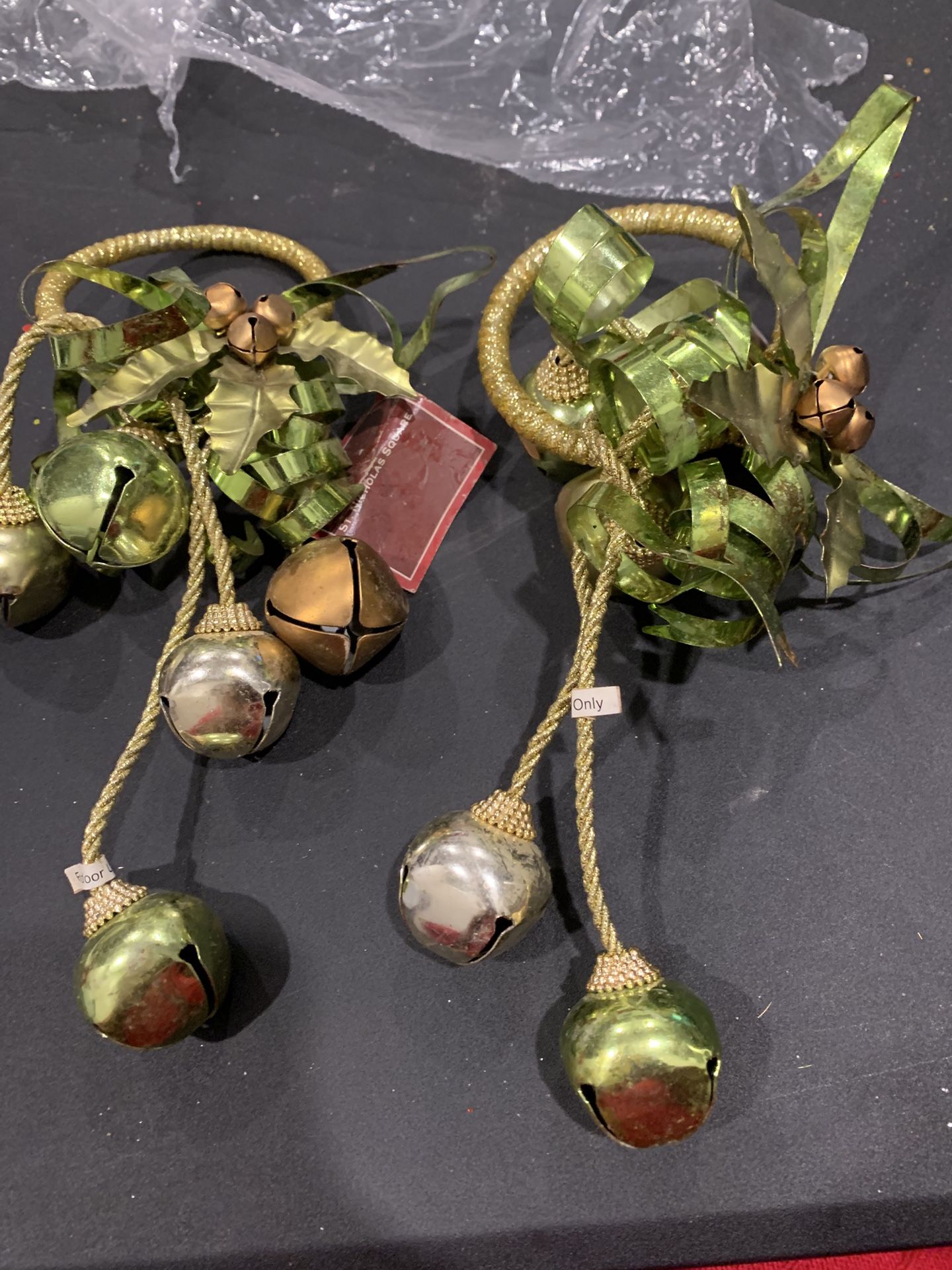 I SET OF TWO DOOR KNOB KNOCKERS