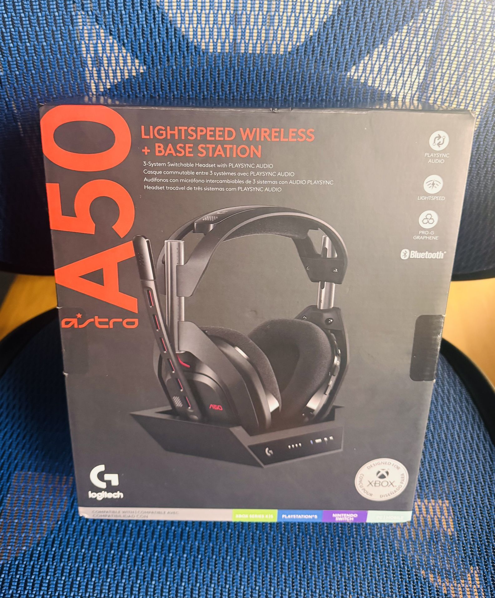 Logitech - Astro A50 LIGHTSPEED Wireless Gaming Headset + Base Station (Gen 5) for Xbox, PlayStation 5, PC/Mac or Nintendo Switch - Black