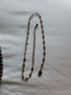 Silver Flower Chain Necklace