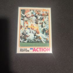 1982 Topps Chewing Gum, Inc.  #303 Walter Payton 
