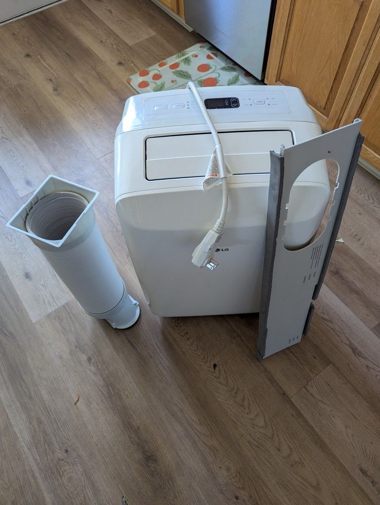 8000 BTU AC Unit