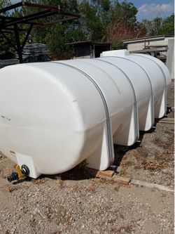 Water tank 1600 gallon 12 ft long 5ft tall 6ft wide