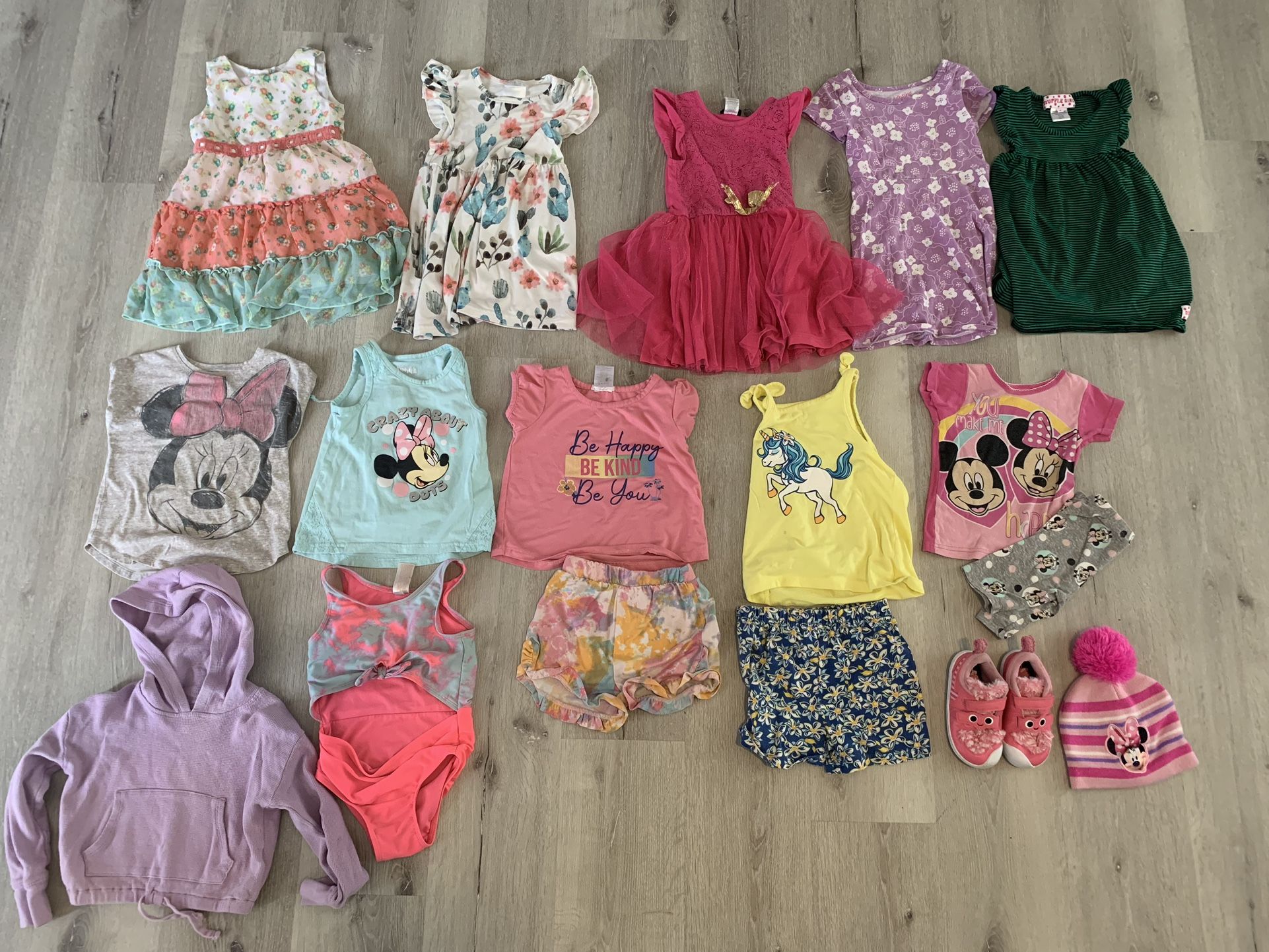 4T Girls Clothes Lot (17 Pieces)