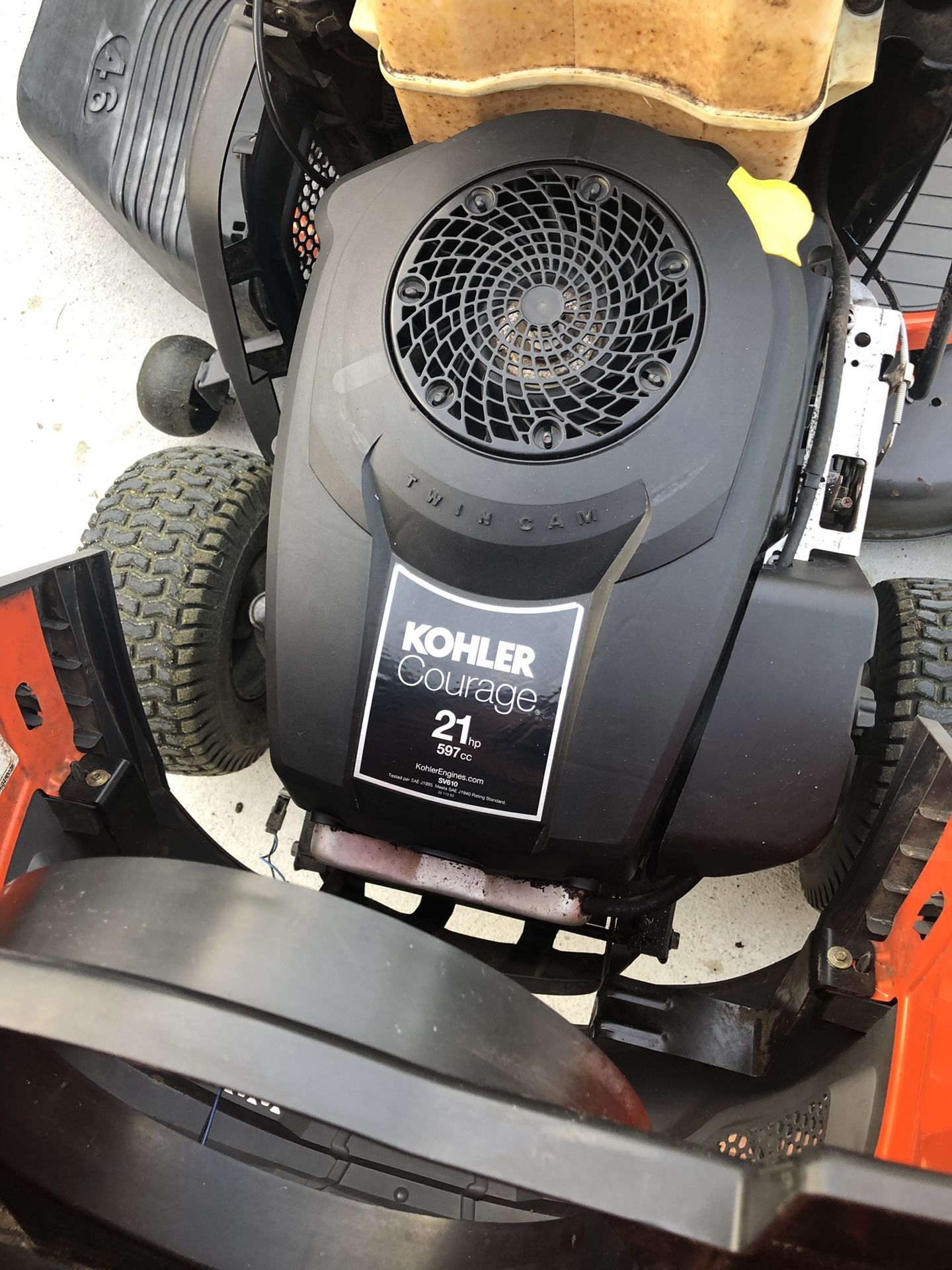 Husqvarna Riding Lawn Mower YTH21K46 21 HP 46 Inch Cut for Sale in High