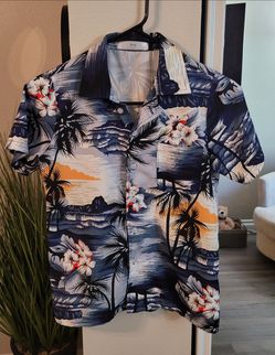 Kids Hawaiian Button-Up Shirt Size 10