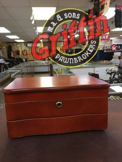 Vintage jewelry box