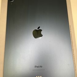 iPad Air (5th Gen) 256GB