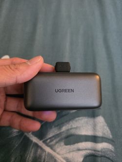 Ugreen USB C 65w Fast Charge Kickstand