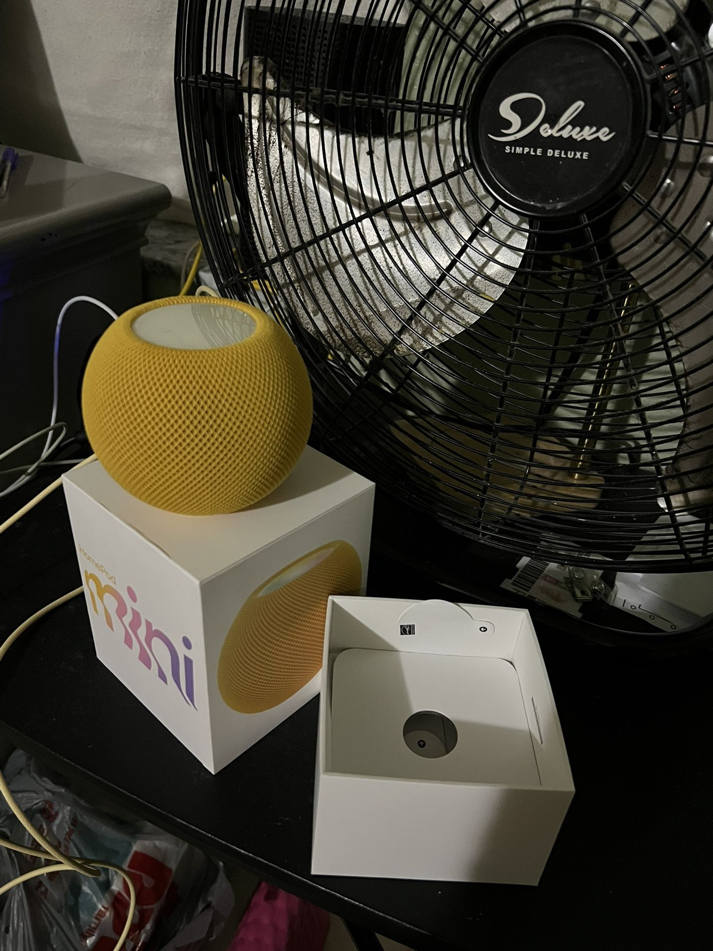 Apple HomePod Mini Yellow Brand New Open Box Bluetooth Portable Speaker!! Asking Price or Best Offer!!