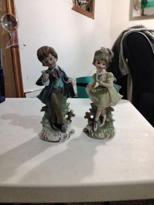Vintage Napcoware Boy And Girl Figurines #8823