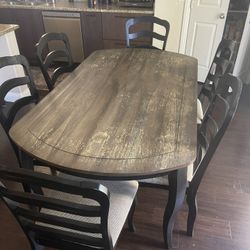 Dining Room Table 