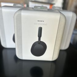 Sony WH-1000XM5 Bluetooth Wireless Noise-Canceling Headphones
