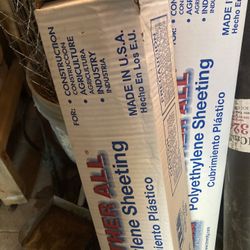 Plastico En $25 Cada Uno 