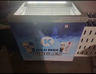 Top open chest freezer/cooler