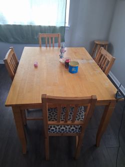 Table 4 chair