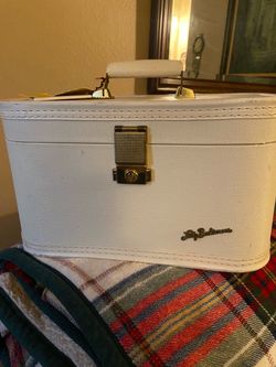 Vintage Lady Baltimore makeup case