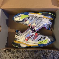 Balenciaga Track