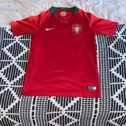 FUTBOL JERSEY NIKE PORTUGUESE FOOTBALL FEDERATION CHILDREN SIZE MEDIUM