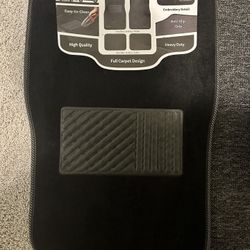 Bell + Howell - 4pc auto Mats 