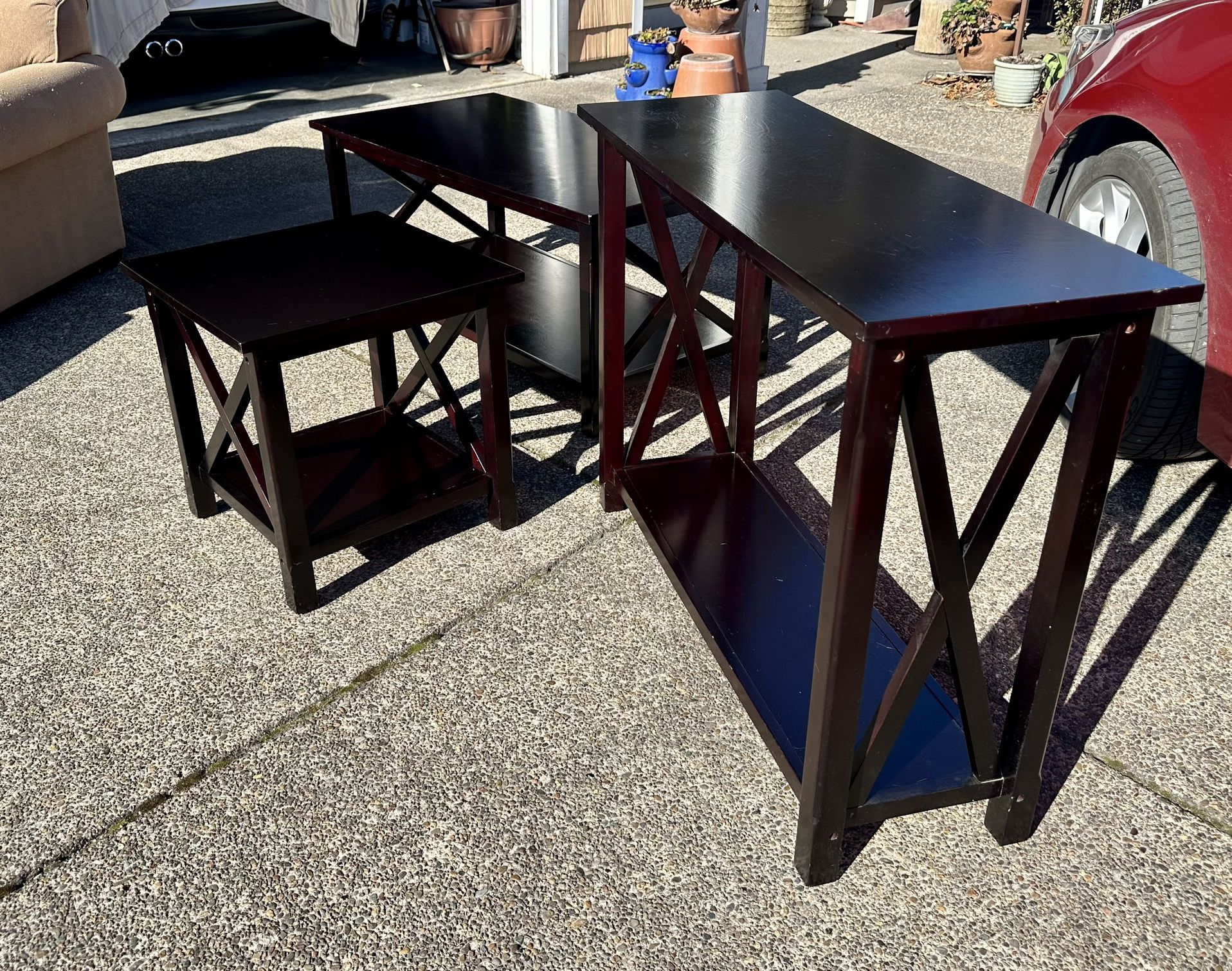 Set of 3 Living Room Tables. Includes: Coffee Table, End Table and Console Table 