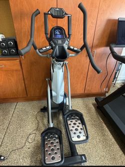 Bowflex Max Trainer M7- Stepper / Elliptical